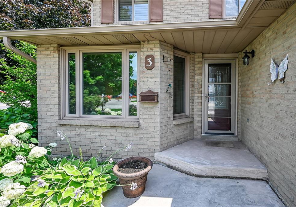 3-ridgemount-drive-hamilton-ontario-40846545