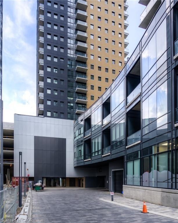 104-garment-tower-2-street-kitchener-ontario-40846553