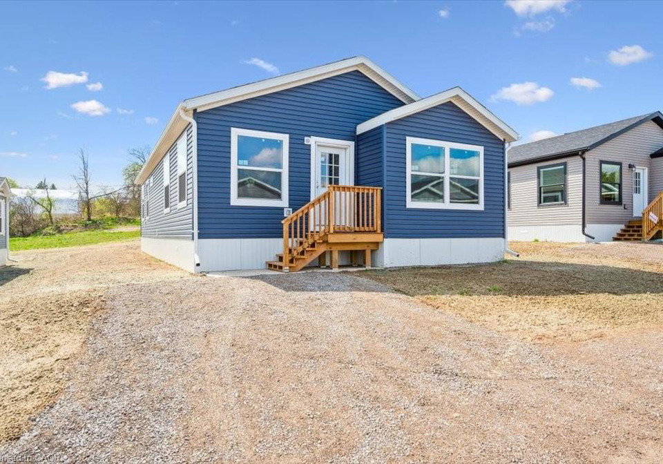 1085-concession-10-road-w-flamborough-ontario-40846570
