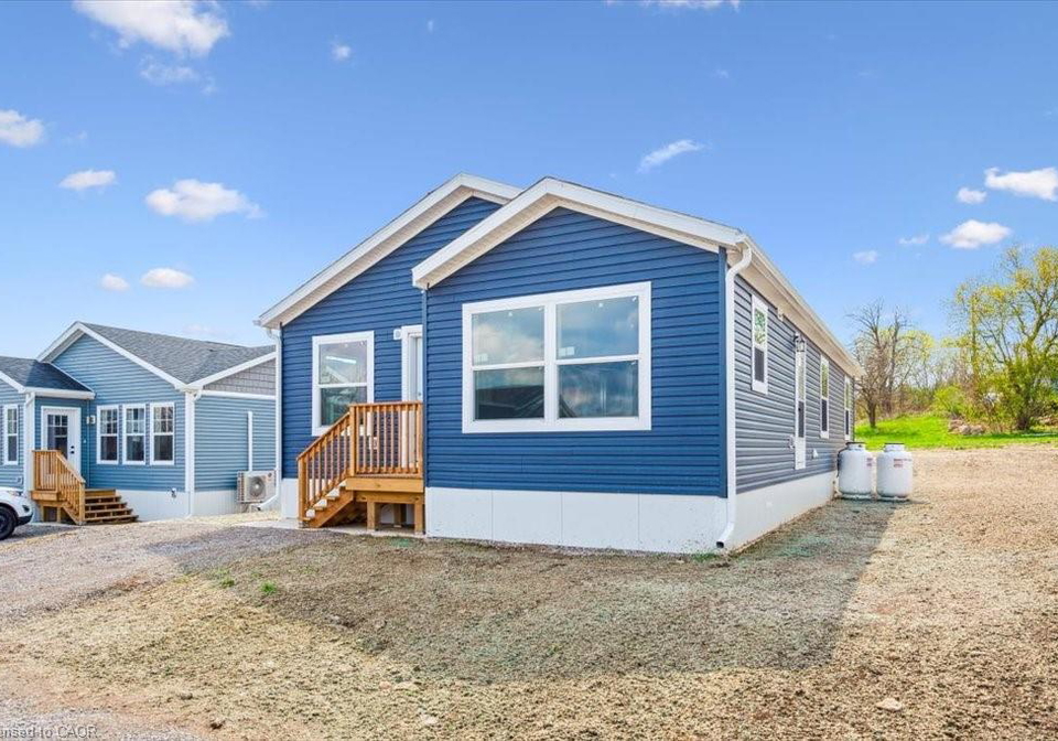 1085-concession-10-road-w-flamborough-ontario-40846570