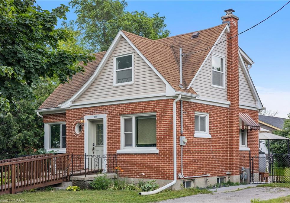 1099-union-street-kitchener-ontario-40846573