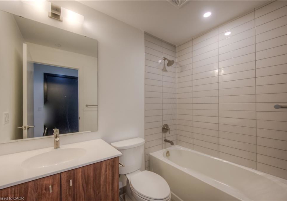 15-wellington-street-s-kitchener-ontario-40846578