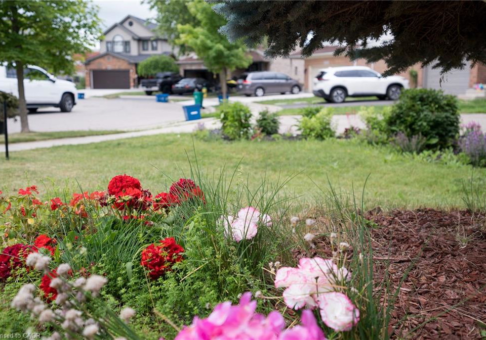 566-avignon-place-waterloo-ontario-40846603