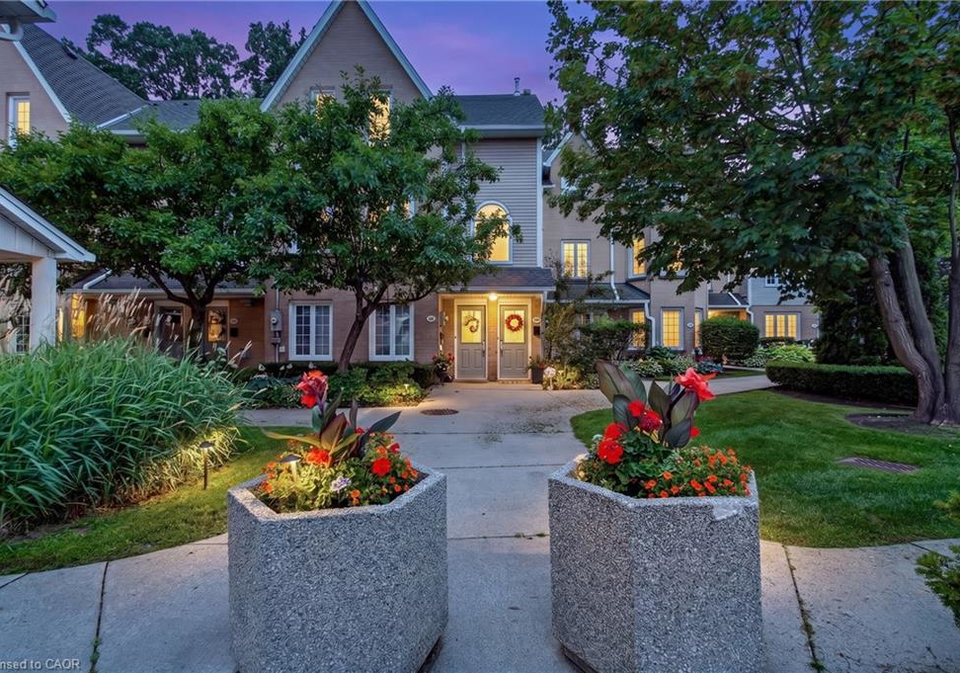 2110-cleaver-avenue-burlington-ontario-40846646