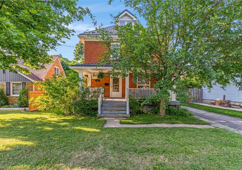 630-lawrence-street-cambridge-ontario-40846669