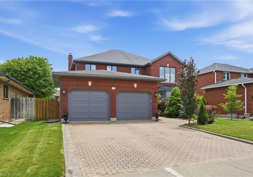 42-fox-run-brantford-ontario-40846675