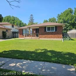 65-winding-way-brantford-ontario-40846696