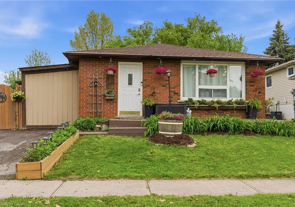 115-gordon-drummond-avenue-stoney-creek-ontario-40846719