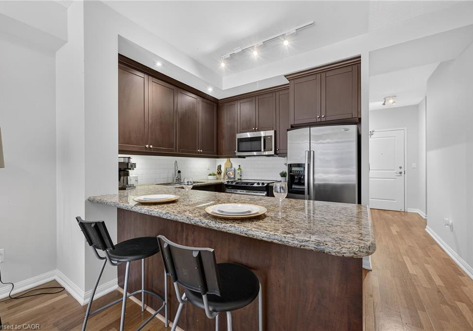 628-fleet-street-toronto-ontario-40846794