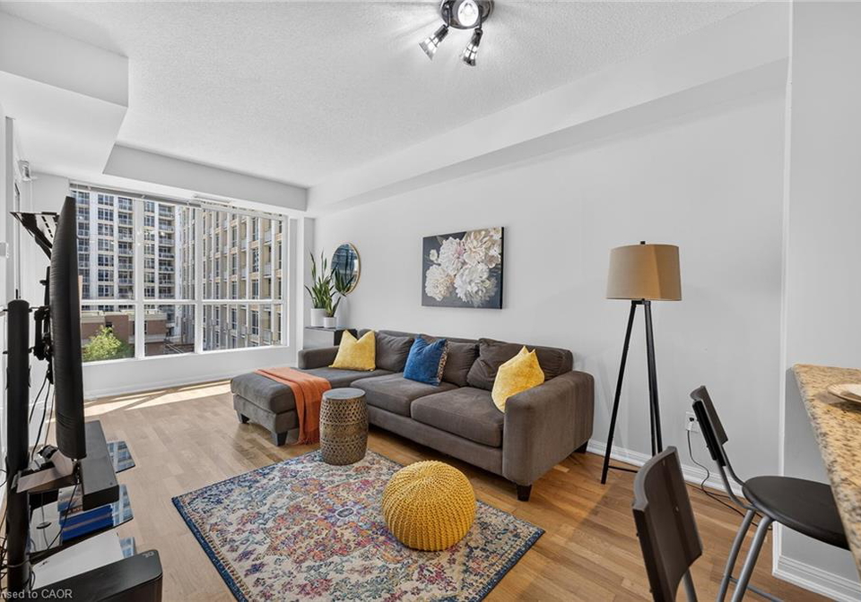 628-fleet-street-toronto-ontario-40846794