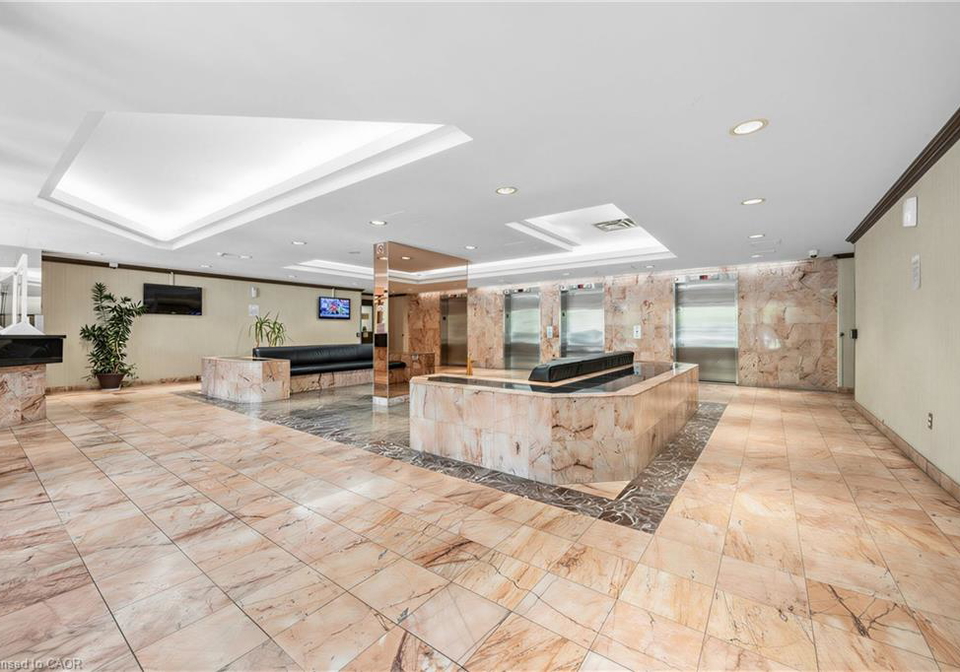 1-rowntree-road-etobicoke-ontario-40846814
