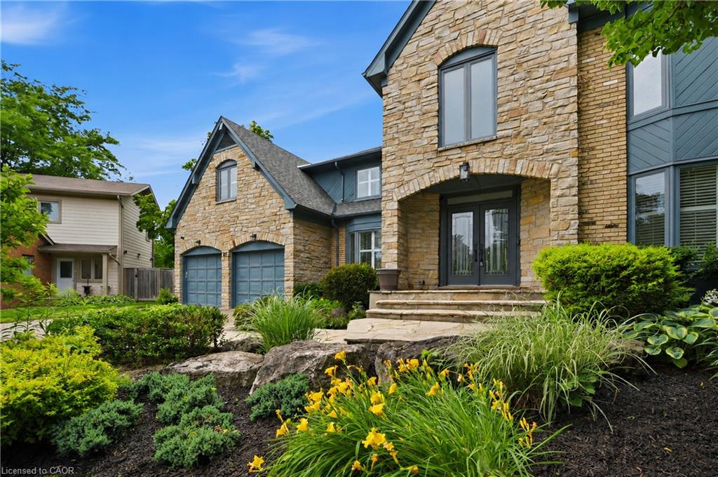 81-flanders-drive-waterdown-ontario-40846843