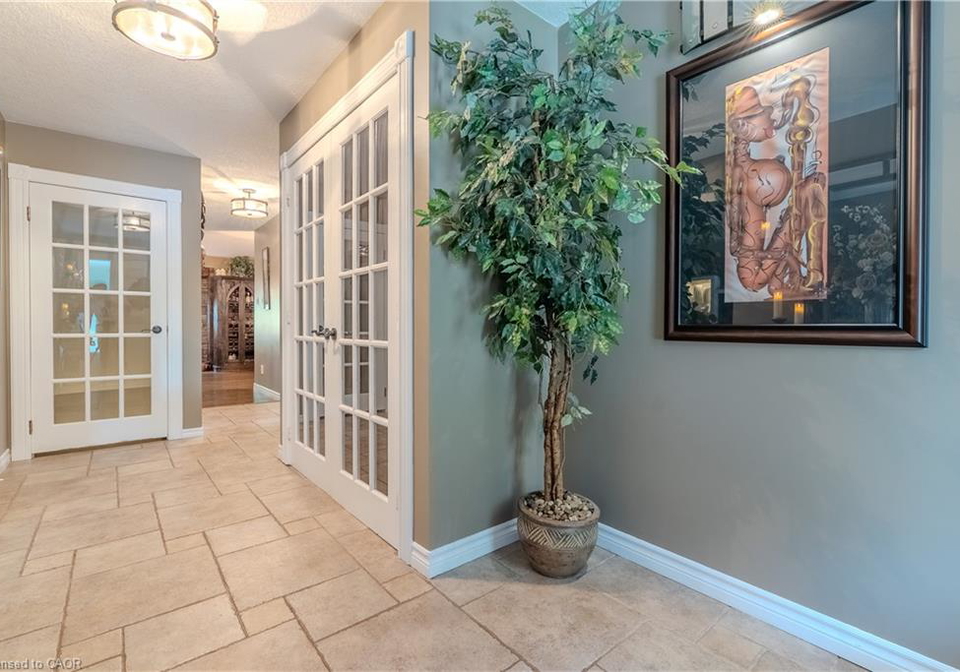 68-georgian-street-kitchener-ontario-40846854