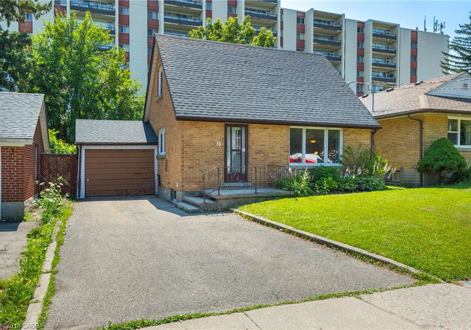 33-belmont-avenue-e-kitchener-ontario-40846874