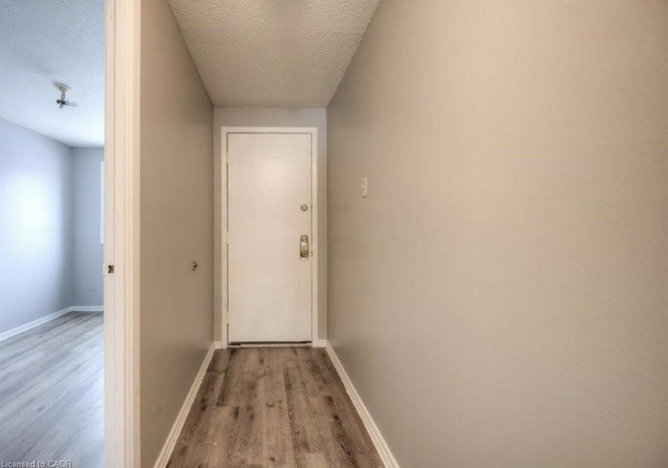 1200-courtland-avenue-e-kitchener-ontario-40846878