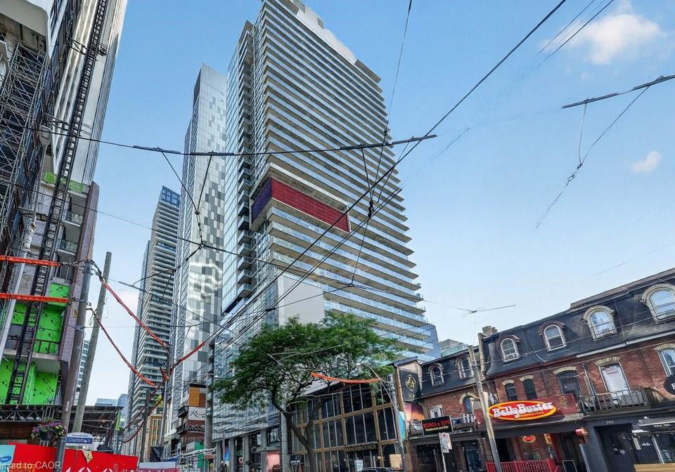 375-king-street-w-toronto-ontario-40846895