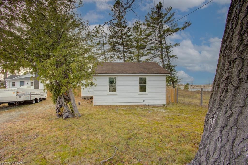 16-zoo-park-road-wasaga-beach-ontario-40846896