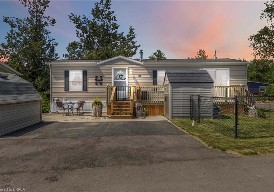 27-elm-street-puslinch-ontario-40846923