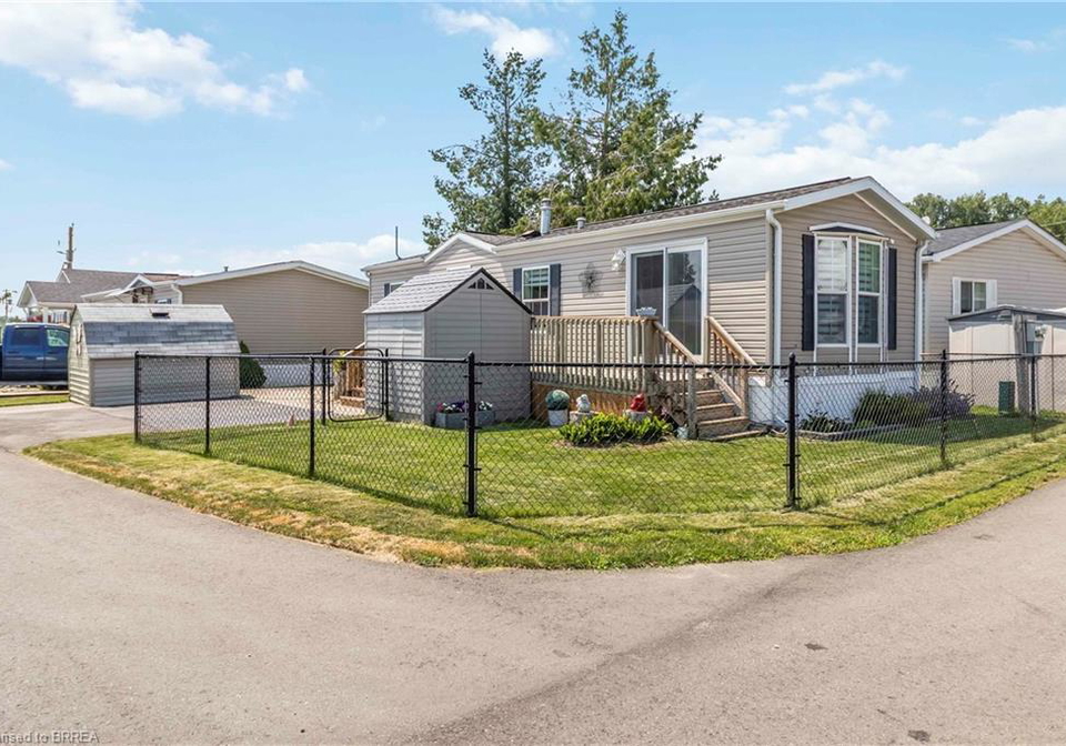 27-elm-street-puslinch-ontario-40846923