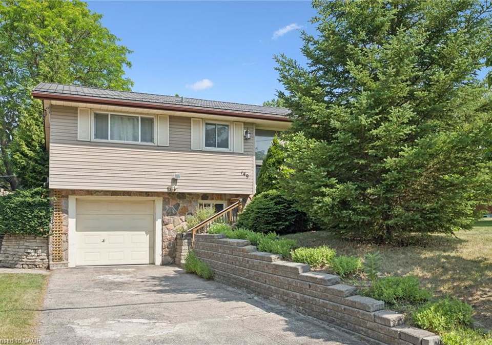 149-schweitzer-street-kitchener-ontario-40846948