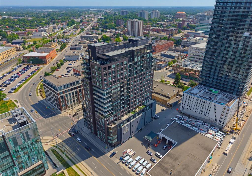 1-victoria-street-s-kitchener-ontario-40846978