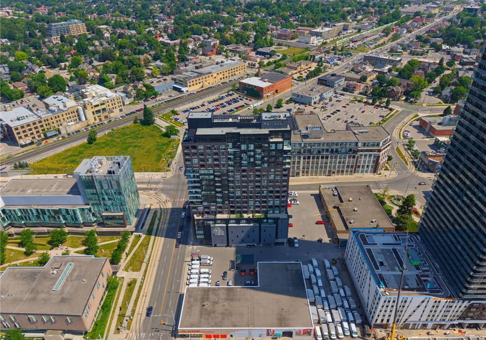 1-victoria-street-s-kitchener-ontario-40846978
