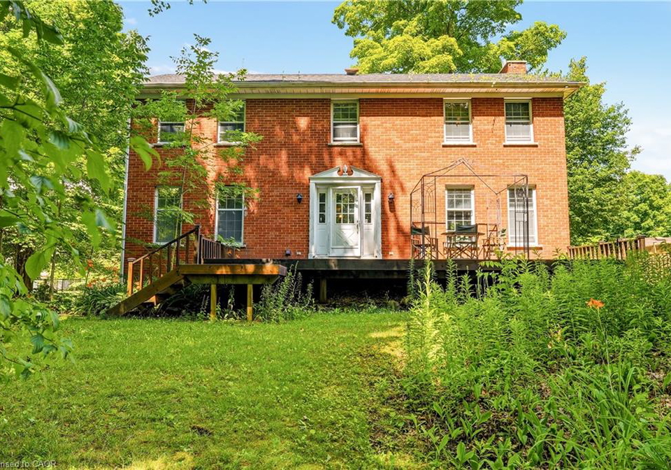 2150-east-street-kilbride-ontario-40847033