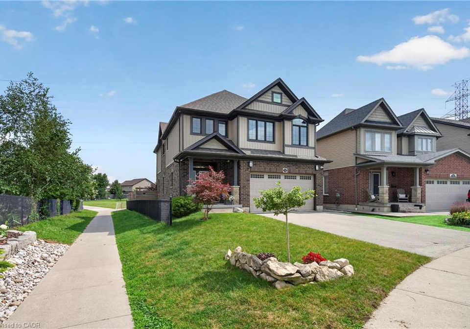 516-netherwood-crescent-kitchener-ontario-40847067