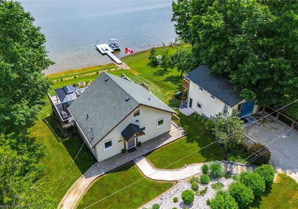 614-sixth-road-e-mapleton-ontario-40847069