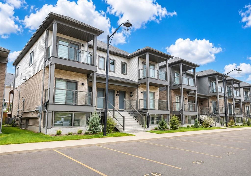 205-west-oak-trail-kitchener-ontario-40847082