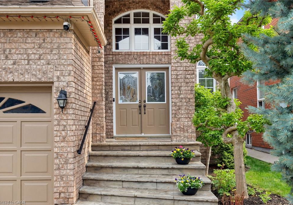 2252-foxfield-road-oakville-ontario-40847127