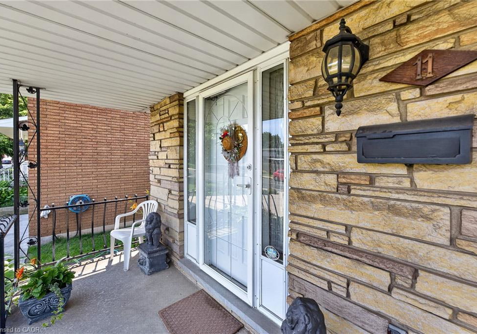 11-fassett-avenue-hamilton-ontario-40847159