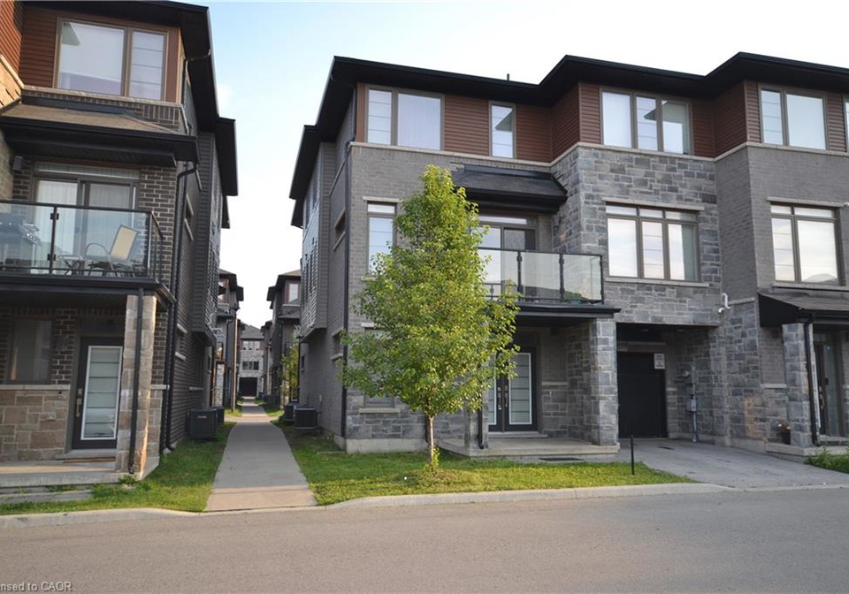 30-times-square-boulevard-stoney-creek-ontario-40847230