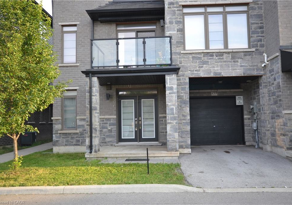 30-times-square-boulevard-stoney-creek-ontario-40847230