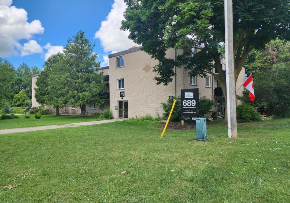689-barber-avenue-n-listowel-ontario-40847235