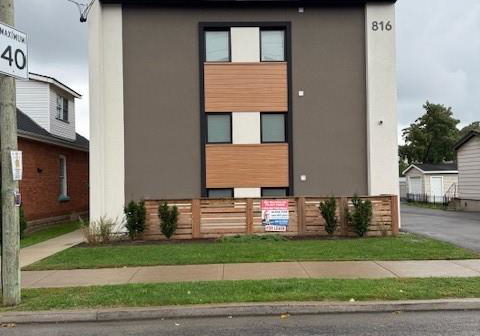816-concession-street-hamilton-ontario-40847236