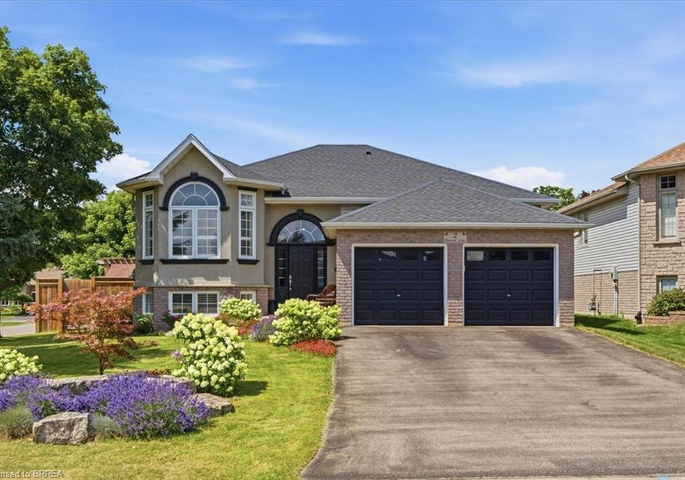 2-dunton-lane-paris-ontario-40847245