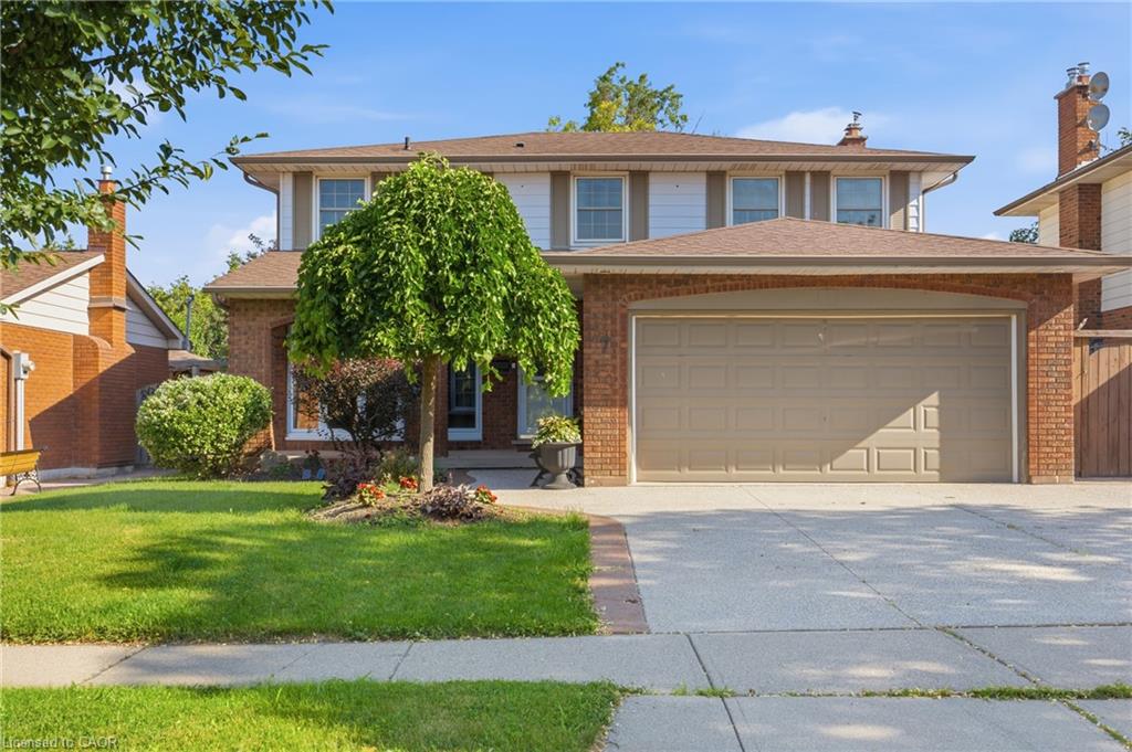 7-apex-court-stoney-creek-ontario-40847337