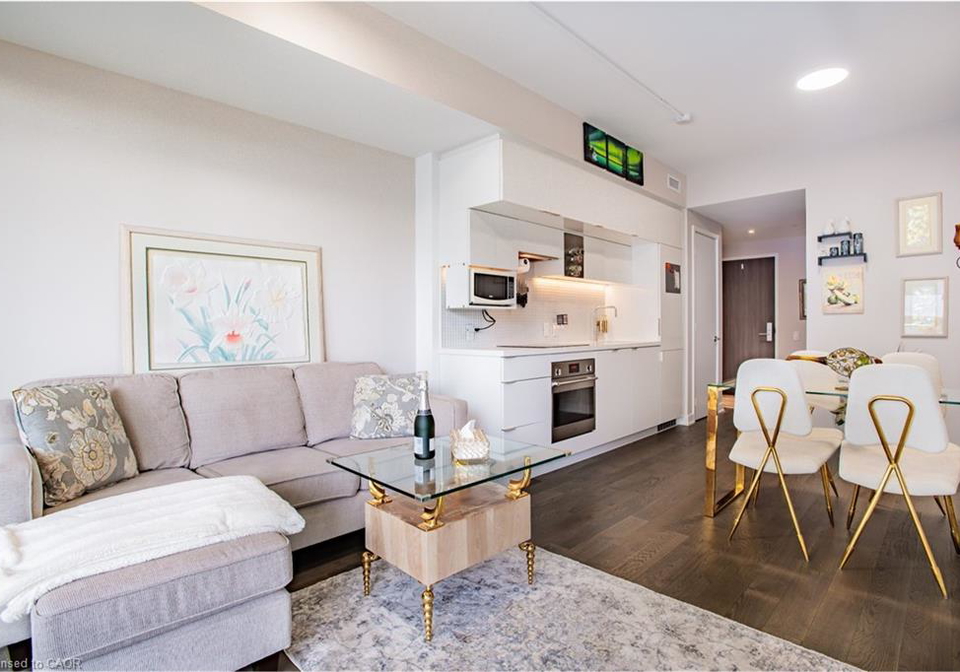 185-roehampton-avenue-toronto-ontario-40847340