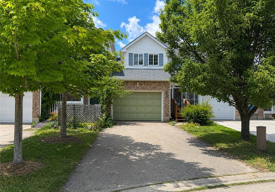 321-sable-court-w-waterloo-ontario-40847347