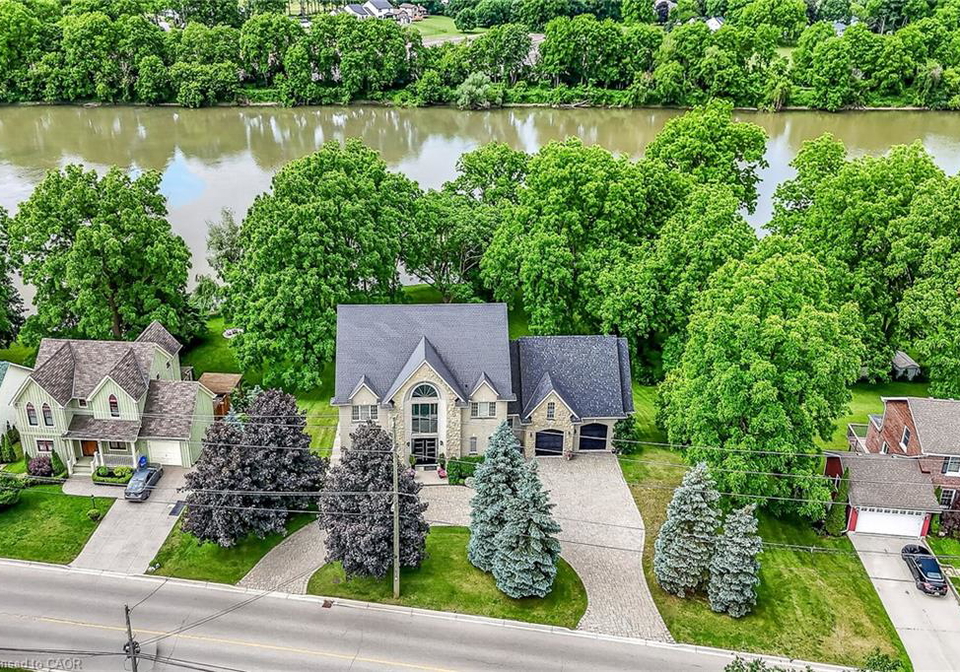 397-caithness-street-e-caledonia-ontario-40847386