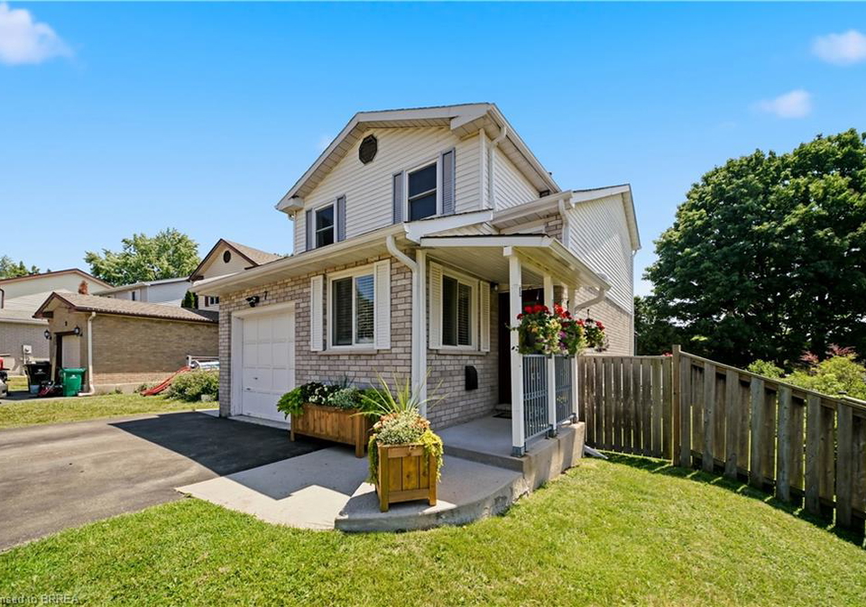 7-glendan-court-cambridge-ontario-40847403