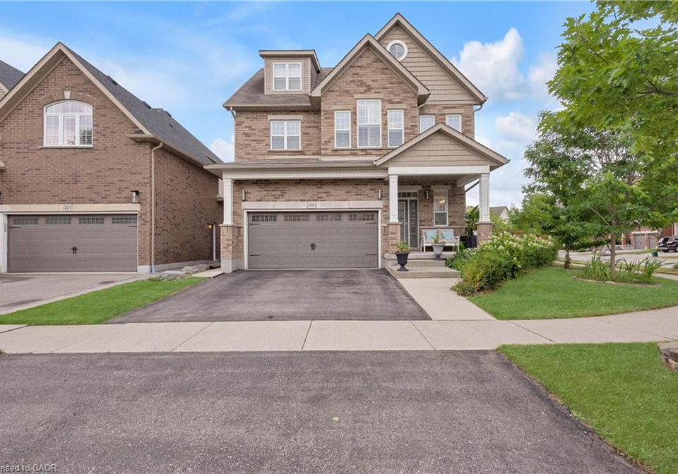 225-tremaine-crescent-kitchener-ontario-40847424