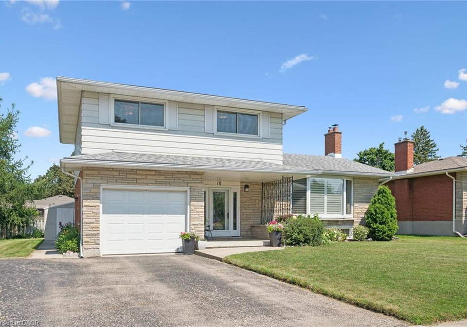 18-strathcona-crescent-kitchener-ontario-40847427