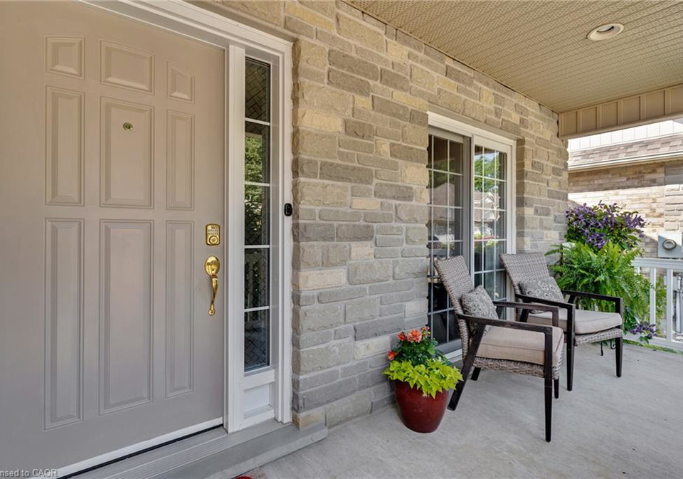 350-doon-valley-drive-kitchener-ontario-40847428