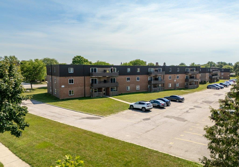 390-admiral-drive-london-ontario-40847437