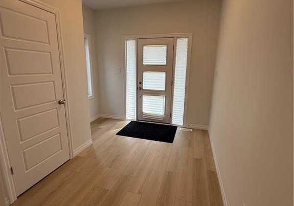 73-barn-owl-way-way-simcoe-ontario-40847447
