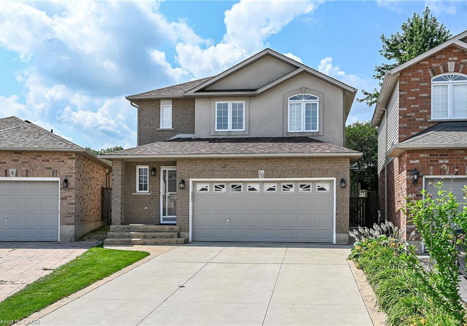 10-morgante-court-hamilton-ontario-40847451
