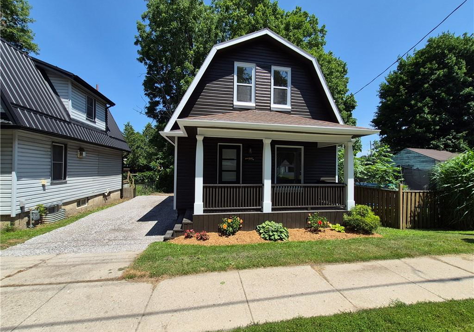217-queen-street-n-simcoe-ontario-40847453