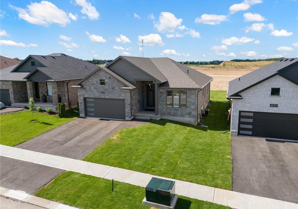 6-patten-drive-st-george-ontario-40847460